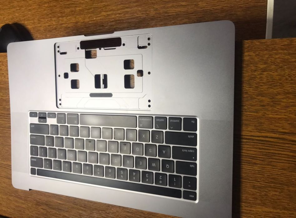 Топкейс MacBook Pro 16 a2141