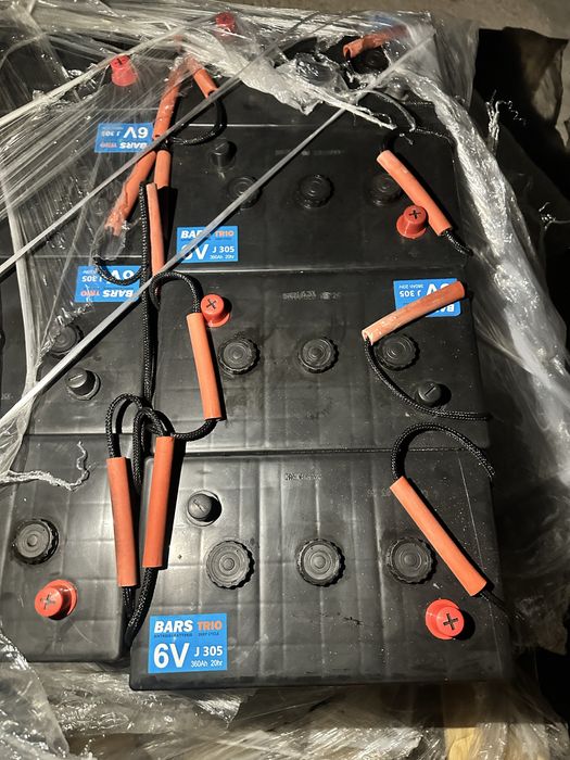 Baterias plataformas elevatorias, empilhadores, carros de golf, sistema sollar fotovoltaicos etc