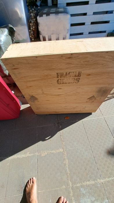 Caixote para transporte de objetos melindrosos