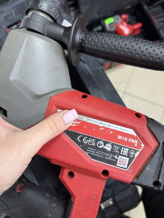 Młot Mileaukee M18FHX 18V młotowiertarka