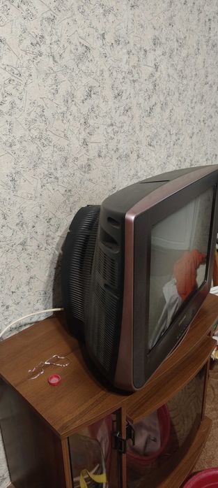 Продам телевізор