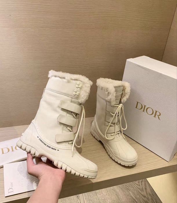 Продам зимові чоботи Dior 40 розмір