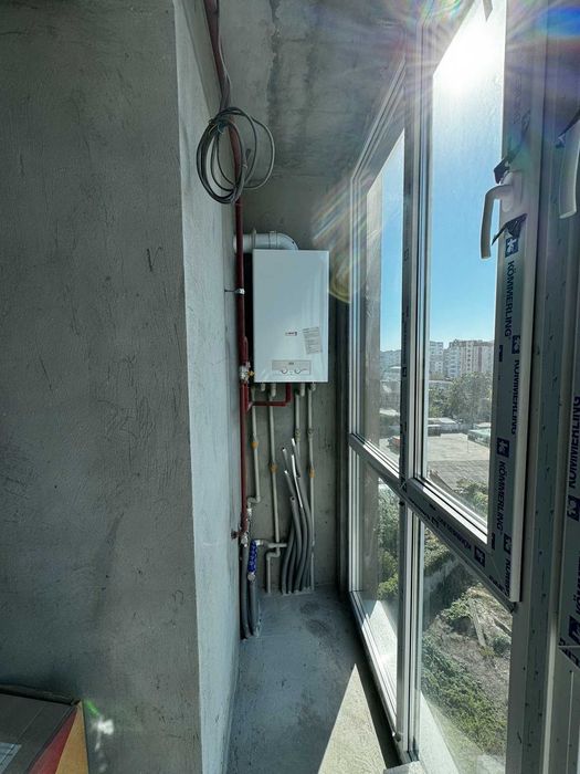 Продам 3-х кімнатну квартиру в Центрі.