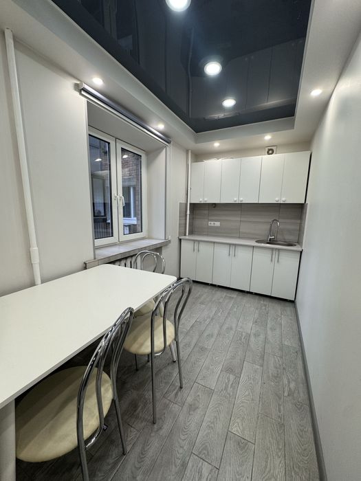 Центр ! Оренда Здам офіс закритого типу метро Університет Вокзальна