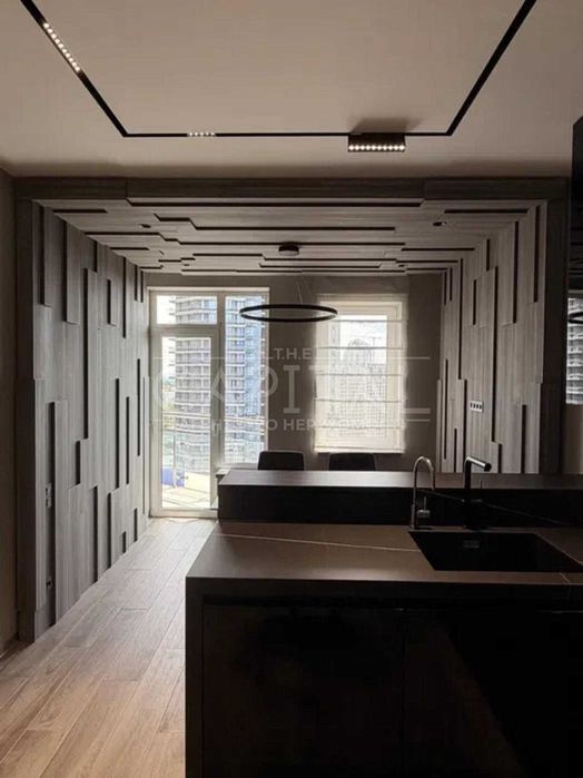 Apartment in Kyiv - More