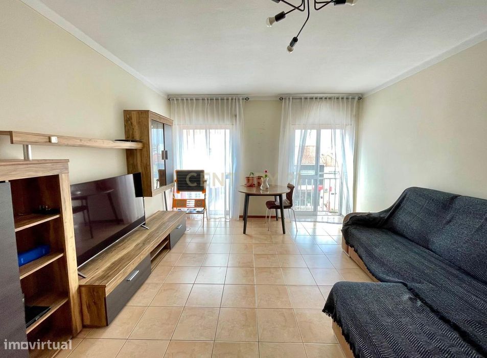 Apartamento T2 Duplex | Marinha Grande