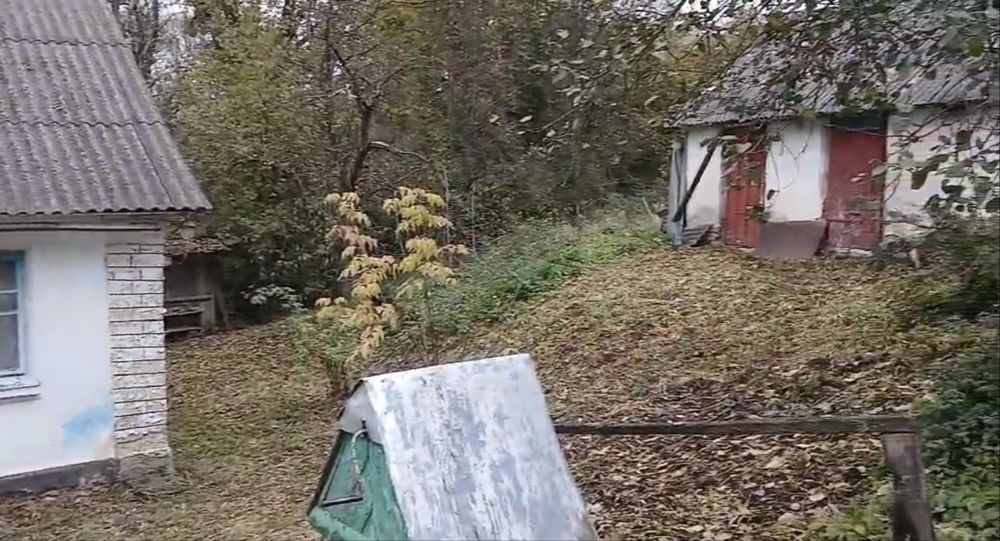 Продається дім. Газ, криниця. 25 сот+18 сот землі.