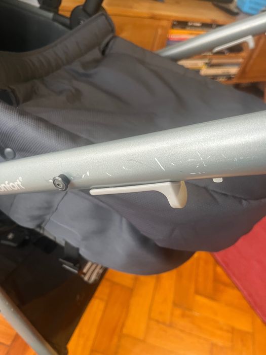 Carrinho bebé Confort