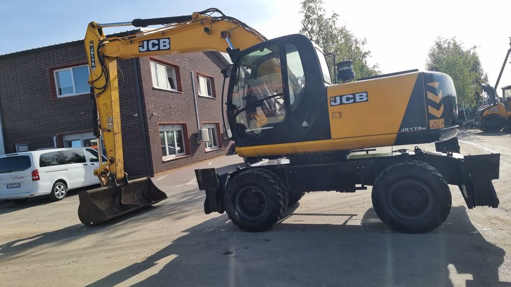 Продам экскаватор JSB JS 175 W , 2008 г