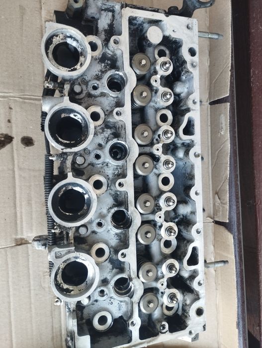 Гбц головка блока Пежо форд цітроен 1.4 hdi tdci