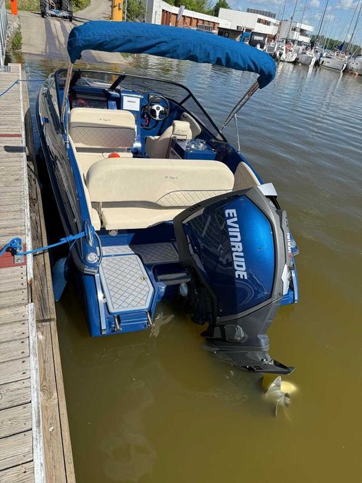St. Tropez 6 (rok 2023) + Evinrude 225 HO (90 mth na gwarancji) + nowa przyczepa podłodziowa + FV!!!