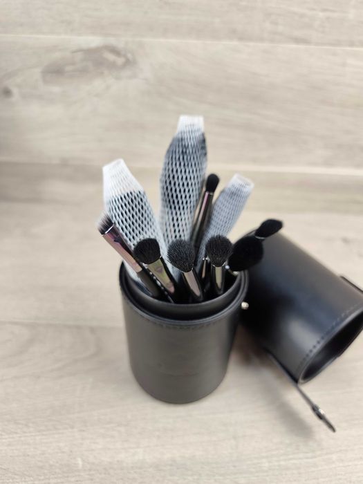Luvia Prime Vegan Pro Black Zestaw 11 pędzli Etui