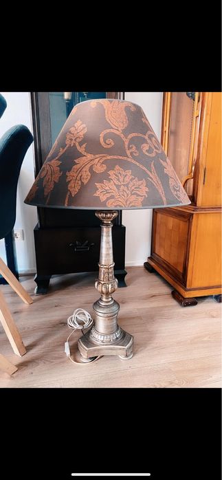 Śliczna lampa . Sprowadzona z Holandii . Starocie