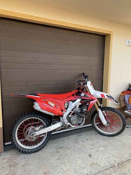 Honda CRF 250 w dobrym stanie po udokumentowanym remoncie (sxf yzf tc)