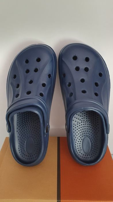 Crocsy  / klapki męskie nowe w rozmiarze 43