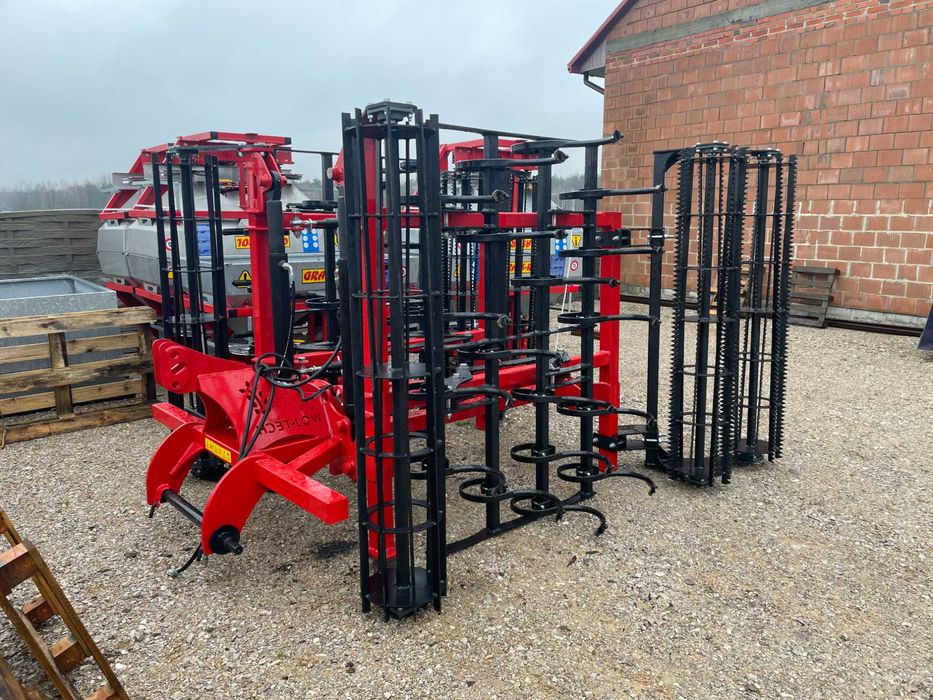 Agregat Uprawowo Przedsiewny WOJ-TECH AUP 3,2 3,6 4,2 5 5,6 / pazurek