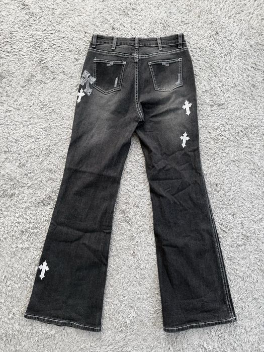 bootcut джинсы с вышивкой