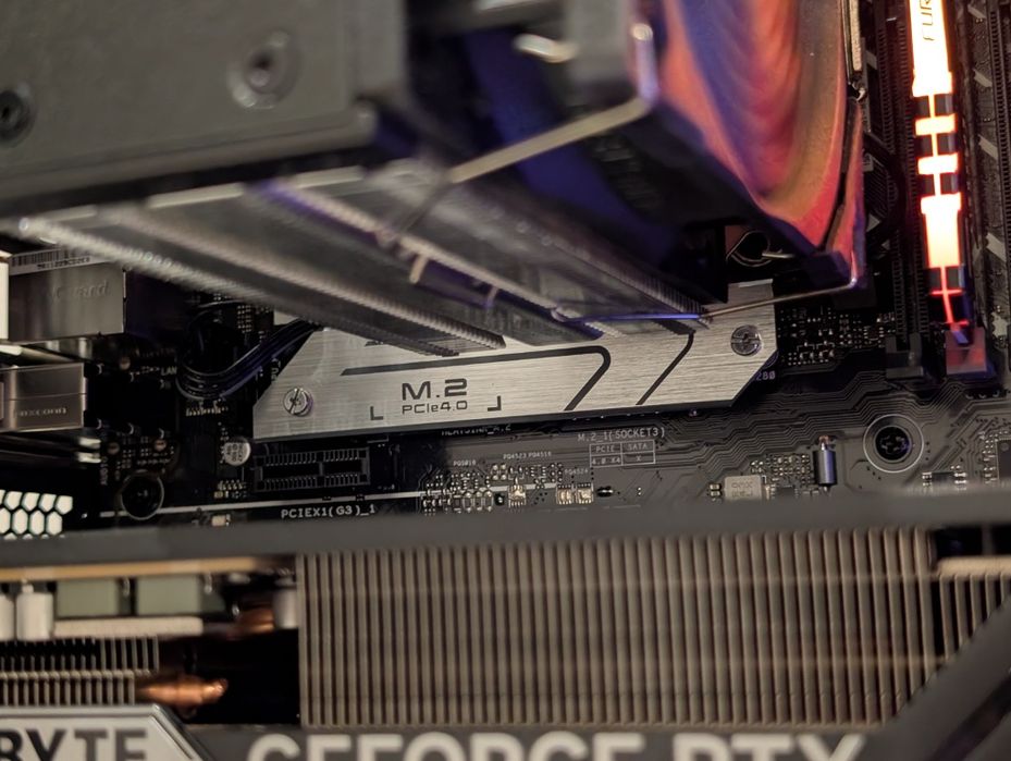 Komputer gamingowy i5 12400f, RTX 5060, 16 GB ram, 1 Tb SSD