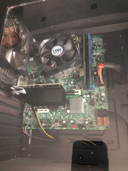 Obudowa Genesis Titan 750 + podzespoły