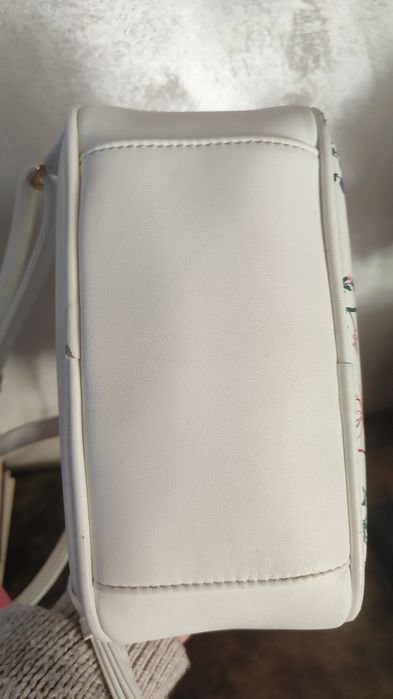 Plecak Wittchen biały w kwiaty