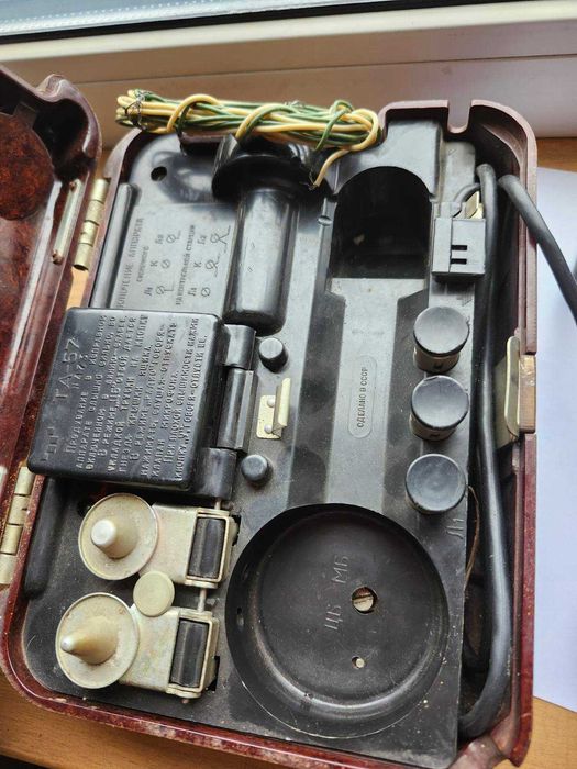 советский военно-полевой телефонный аппарат ТА-57