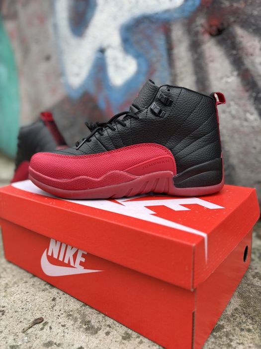 Мужские кроссовки Nike Air Jordan Retro 12 Black Red playoffs 2022 GS