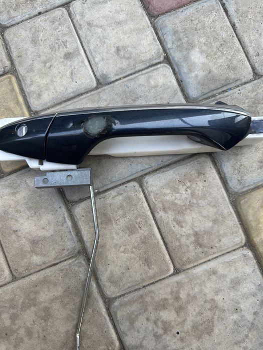 Ручка двери левая водительская Акура РЛ 2006 на запчасти