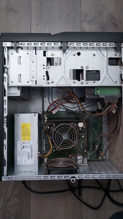 ПК Fujitsu i5-6500, 16Гб, SSD 100 ГБ, HDD 1000 Гб Монітор Клавіатура Мишка