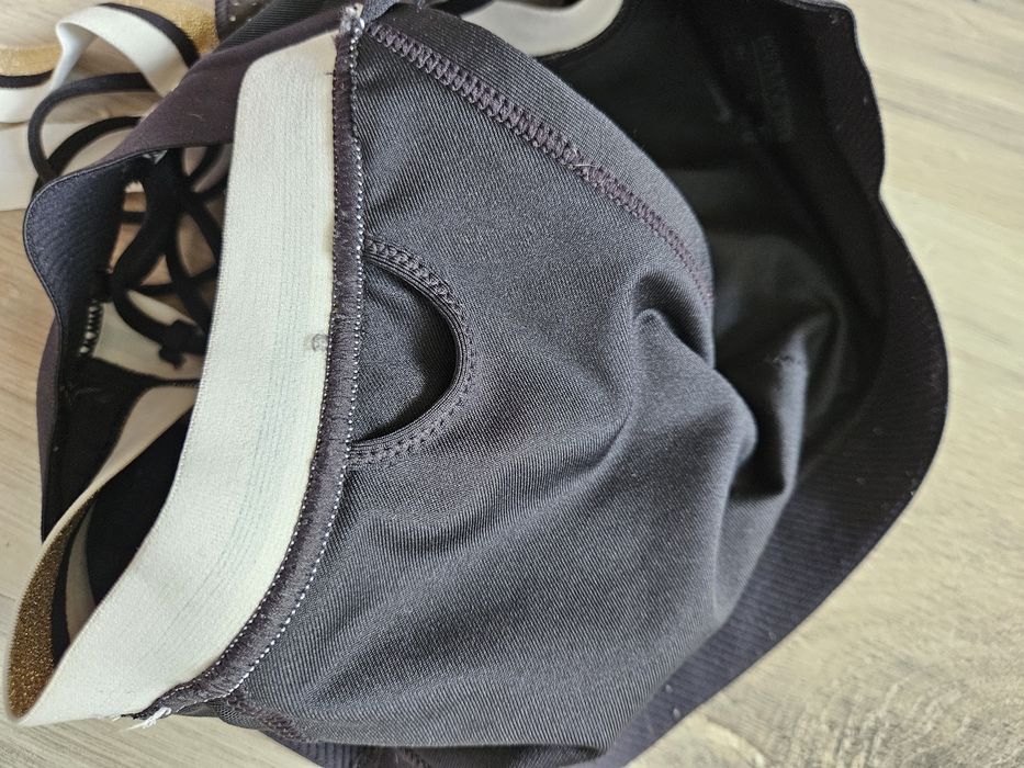 Top sportowy Nike Dry Fit.  Rozmiar S. Stan idealny