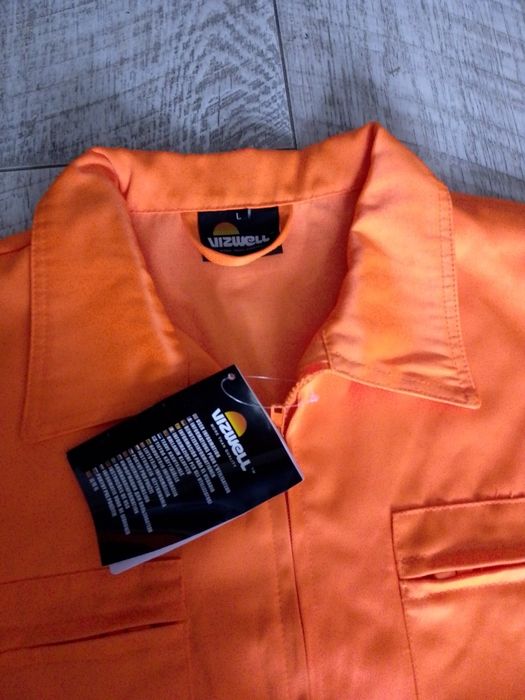 Продам новую куртку морскую,рабочую.Размер L.