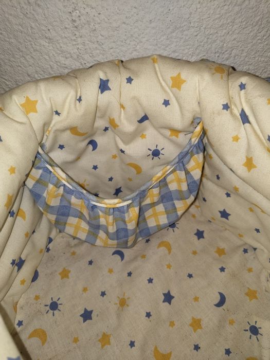 Cesta de utensílios de bebé