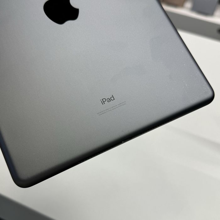 Планшет iPad 8 10.2” 128GB WI-Fi • ГАРАНТІЯ • СТАН 9.6/10 97060