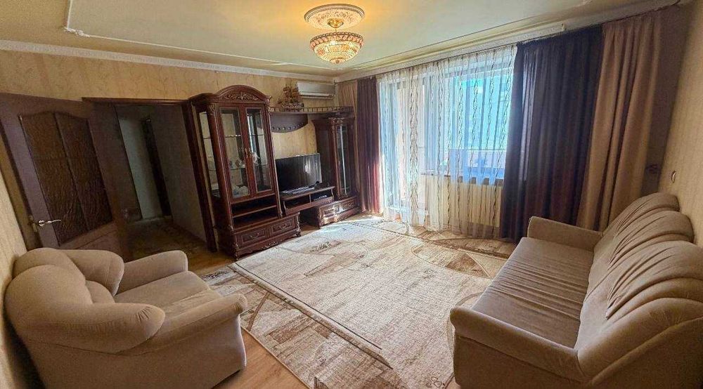 Продам 2 кімнатну квартиру на Черемушках, вул. Єфімова/Бреуса