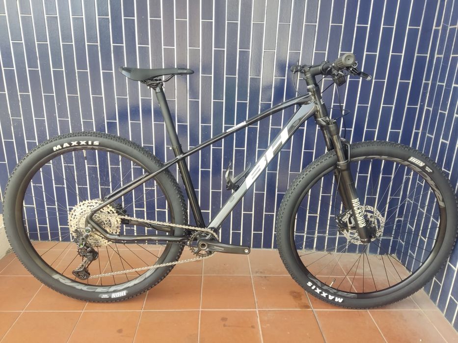 Bh expert 29 12x1v com rock shox