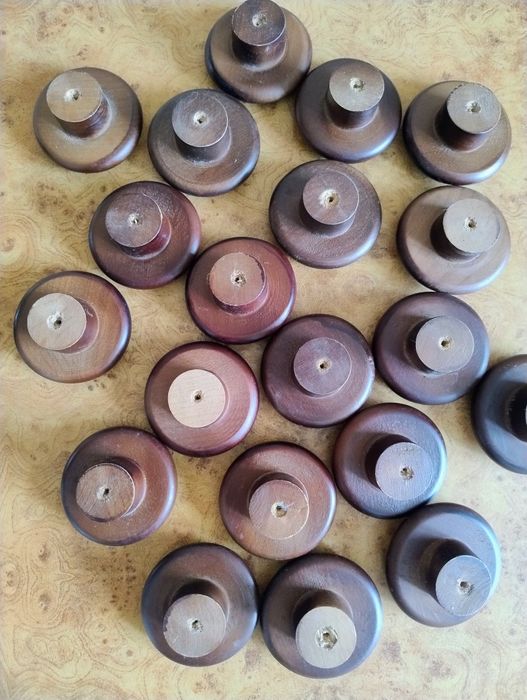 Ручка    меблева