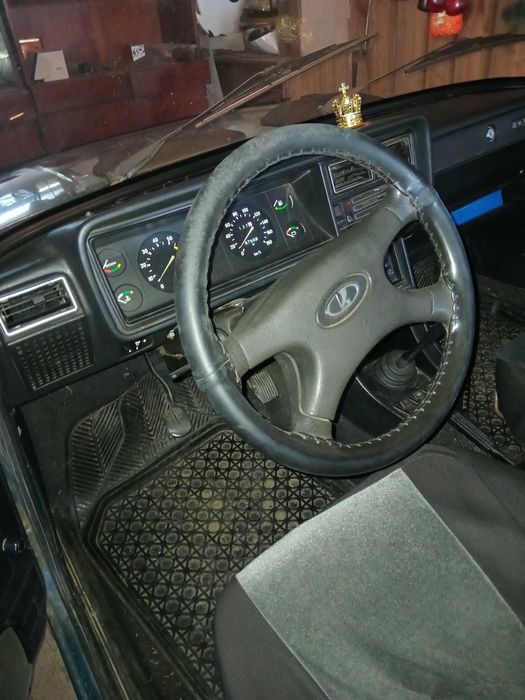 Автомобіль ваз 2107