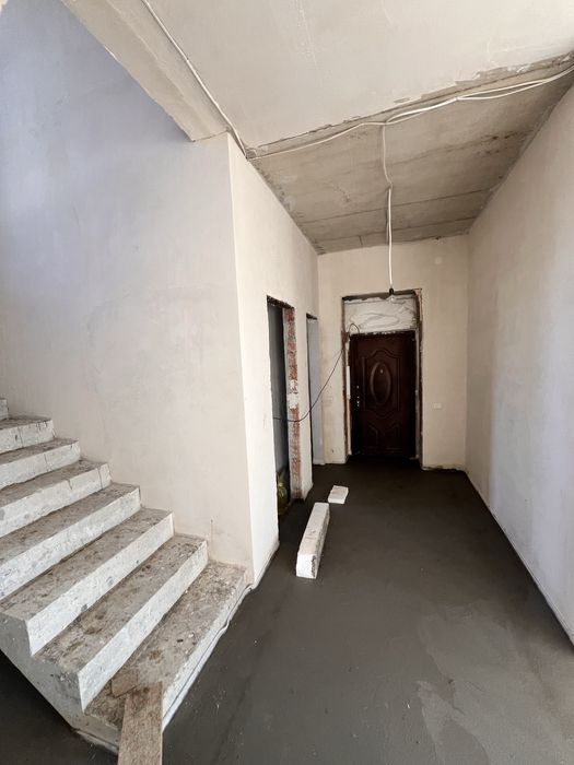 Продаж будинку Бартатів біля лісу