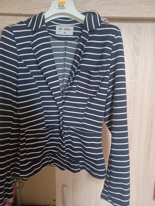 Elegancka marynarka w paski rozmiar M