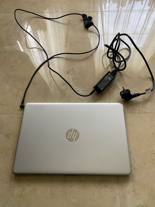 Ноутбук HP 15" HD laptop Intel i3 11 Gen
