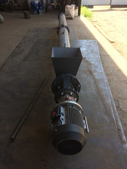 Конвеєр зерна, погрузчик, шнек, транспортер, шнековий питатель, цемент