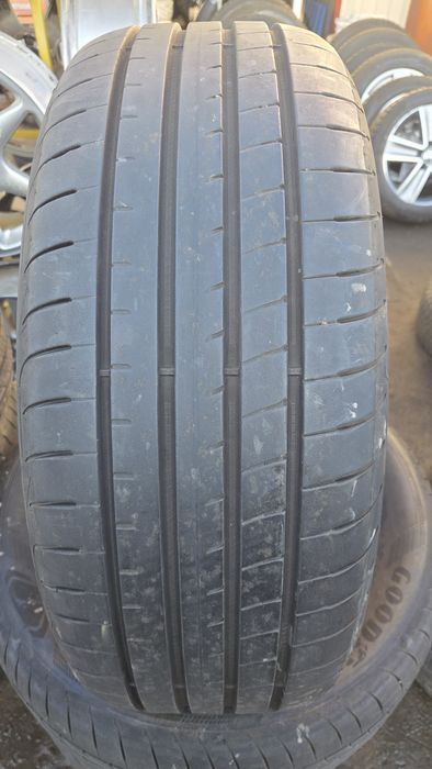 шины 235/55/18 Goodyear eagle f1