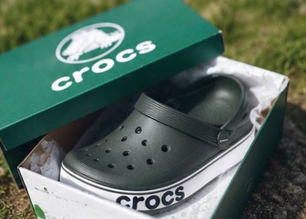 Crocs Bayaband clog • незамінні чоловічі крокси • крокси хакі • літнє взуття • крокс • crocs • крокси на природу в сад до басейну