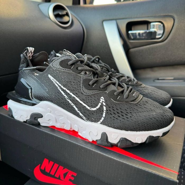 Найки кросовки реакти