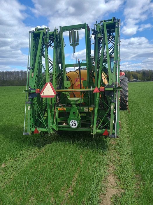 Opryskiwacz Amazone UG2000 24 m