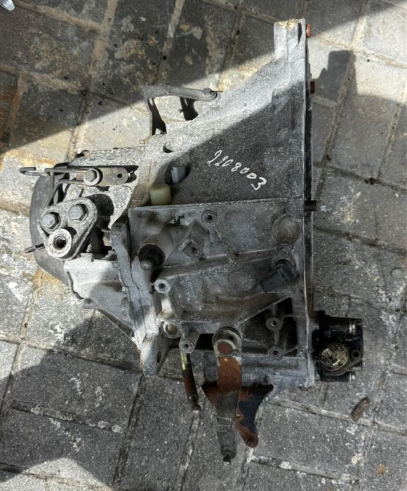 Caixa velocidades berlingo 2006 avariada