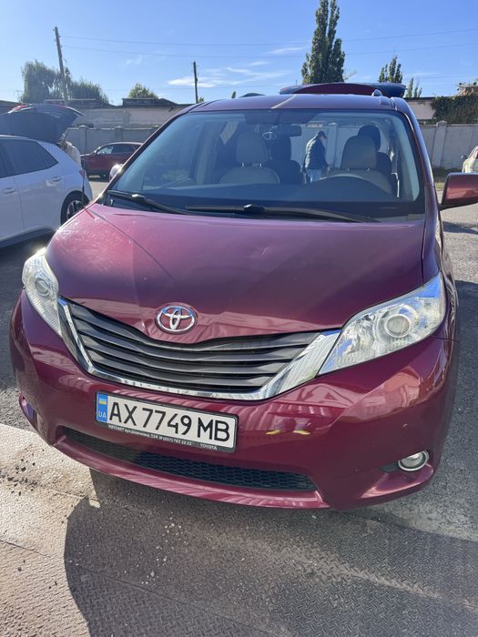 Toyota Sienna