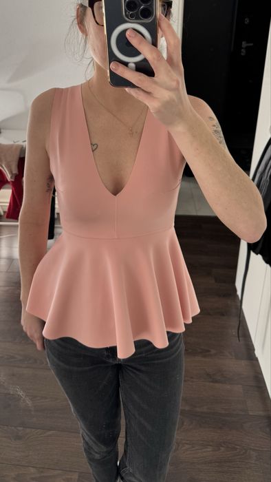 Bluzka z dekoltem, pudrowy róż