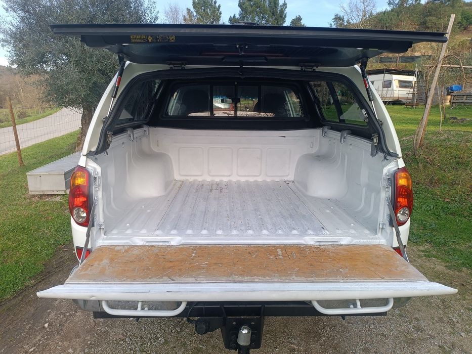 Mitsubishi L200 4x4 2010 Documentos alemães.