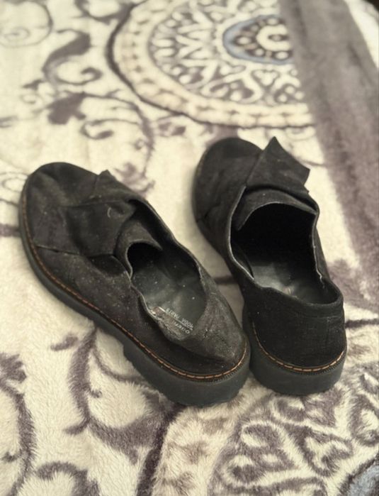 Sapatos pretos senhora