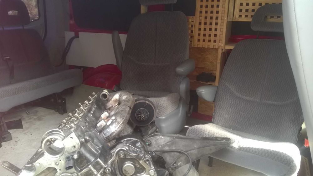 VW T5 2009r 2,5 TDI bez rdzy sprowadzony do opłat